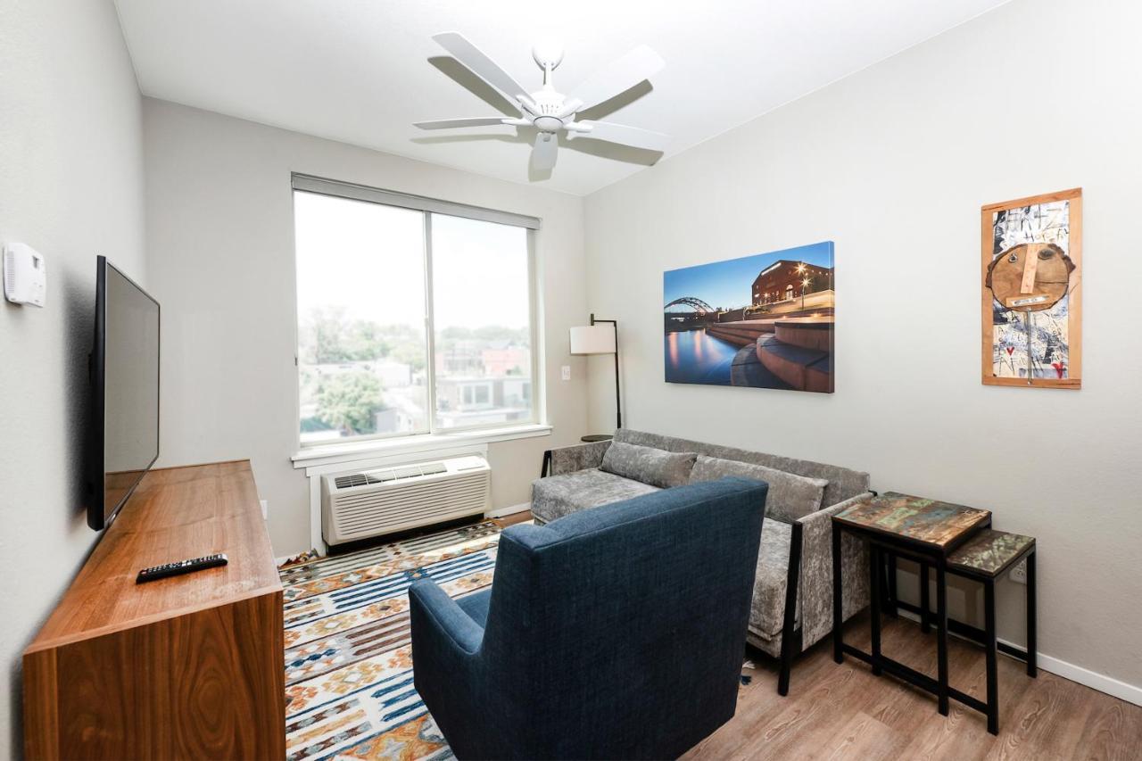 Kasa Comma Lohi Aparthotel DEN